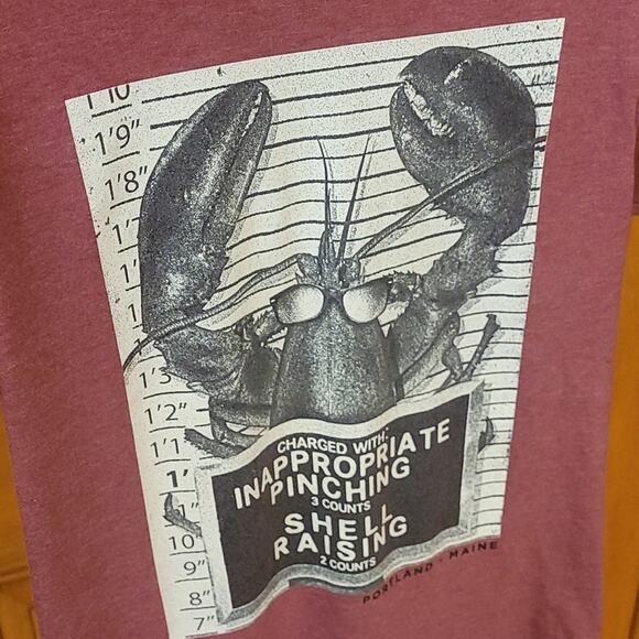 Maroon Graphic Lobster T-Shirt Portland Maine Size Small Unisex Funny - Picture 3 of 6